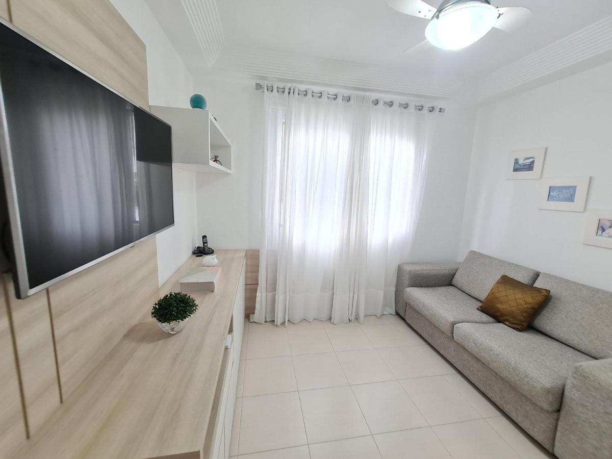 Apto 601 - 02 Quartos - Churrasqueira Sacada Apartamento Balneario Camboriu