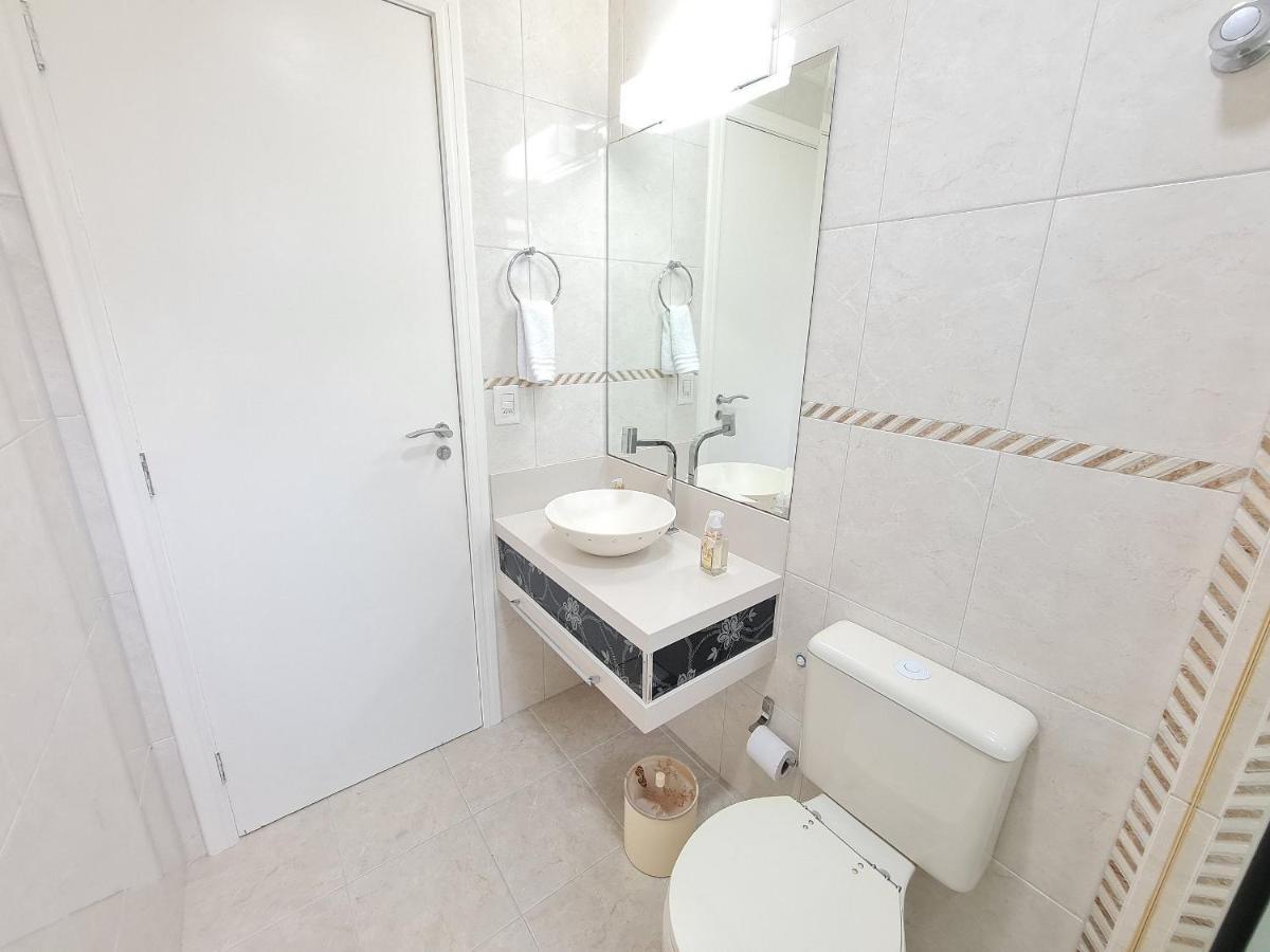 Apto 601 - 02 Quartos - Churrasqueira Sacada Apartamento Balneario Camboriu