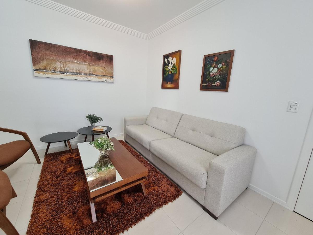 Apto 601 - 02 Quartos - Churrasqueira Sacada Apartamento Balneario Camboriu
